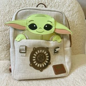 Star Wars Loungefly
"The Mandalorian" Grogu Mini
Backpack